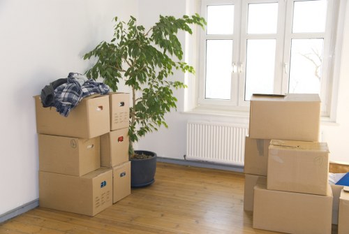Unpacking services making your new Kensington home organized
